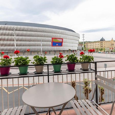 בילבאו Apartamento Con Vistas Al Estadio San Mames מראה חיצוני תמונה