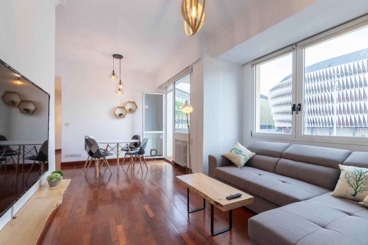בילבאו Apartamento Con Vistas Al Estadio San Mames מראה חיצוני תמונה